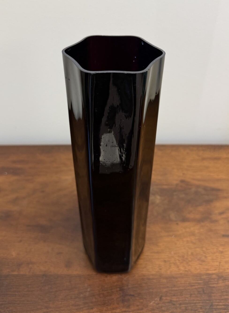 Vintage Black Amethyst Art Glass Vase 10" Six Point Concave Geometric MCM
